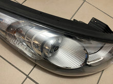 Laden Sie das Bild in den Galerie-Viewer, Frontscheinwerfer Hyundai Ix35 92102-2Y000 Halogen Rechts Scheinwerfer Headlight