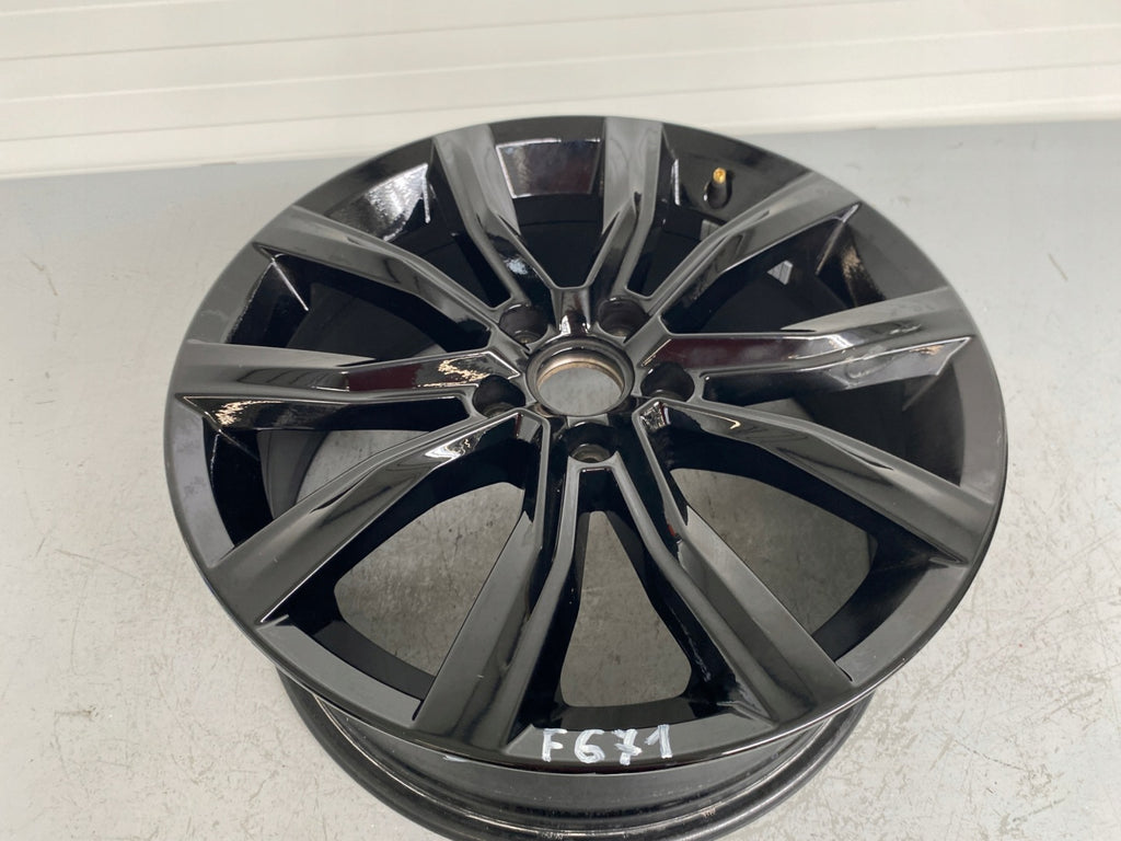 1x Alufelge 18 Zoll 7.0" 5x112 45ET 2G0601025AB VW T-Roc Rim Wheel FEL3730928237cw