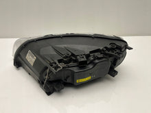 Laden Sie das Bild in den Galerie-Viewer, Frontscheinwerfer Volvo V70 I S80 31420014 Xenon FALSE Scheinwerfer Headlight SCH9710887047ew