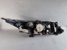 Laden Sie das Bild in den Galerie-Viewer, Frontscheinwerfer Mitsubishi Eclipse Cross KING-CAR1000 LED Links Headlight