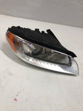 Load image into Gallery viewer, Frontscheinwerfer Volvo V70 III 31214348 Xenon Rechts Scheinwerfer Headlight SCH9901181516cs