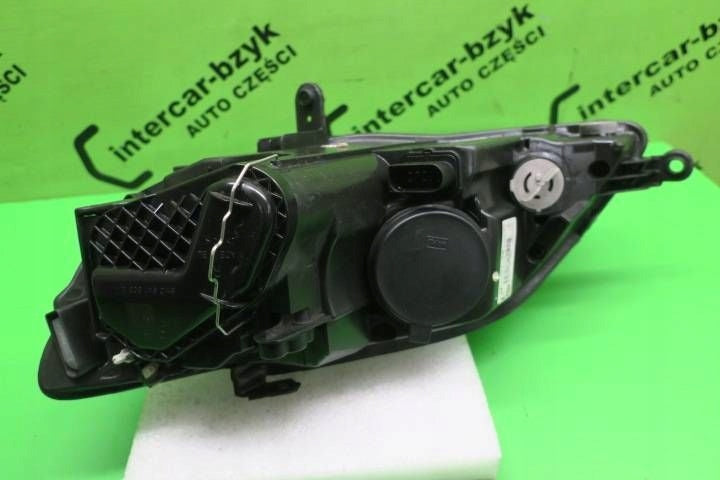 Frontscheinwerfer VW Golf V 5M1941006 Rechts Scheinwerfer Headlight SCH7750937165tu