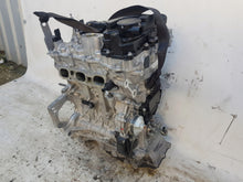Laden Sie das Bild in den Galerie-Viewer, Motor Peugeot 3008 10TMA3 1.2 THP 2TKm 2012 Diesel Engine Komplett
