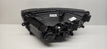Laden Sie das Bild in den Galerie-Viewer, Frontscheinwerfer Dacia Duster 260107725R LED Rechts Scheinwerfer Headlight SCH5353907895cs