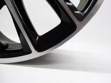 Laden Sie das Bild in den Galerie-Viewer, 1x Alufelge 18 Zoll 8.0&quot; 5x108 55ET 31373337 Volvo S60 V60 Rim Wheel