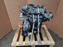 Laden Sie das Bild in den Galerie-Viewer, Motor Seat Skoda VW CHYB 1.0 MPI 75PS 55kW 65TKm 2016 Benzin Engine Komplett