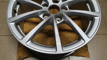 Load image into Gallery viewer, 1x Alufelge 17 Zoll 7.5" 5x112 36ET Glanz Silber 4K0601025 Audi A6 Rim Wheel FEL9466600205to