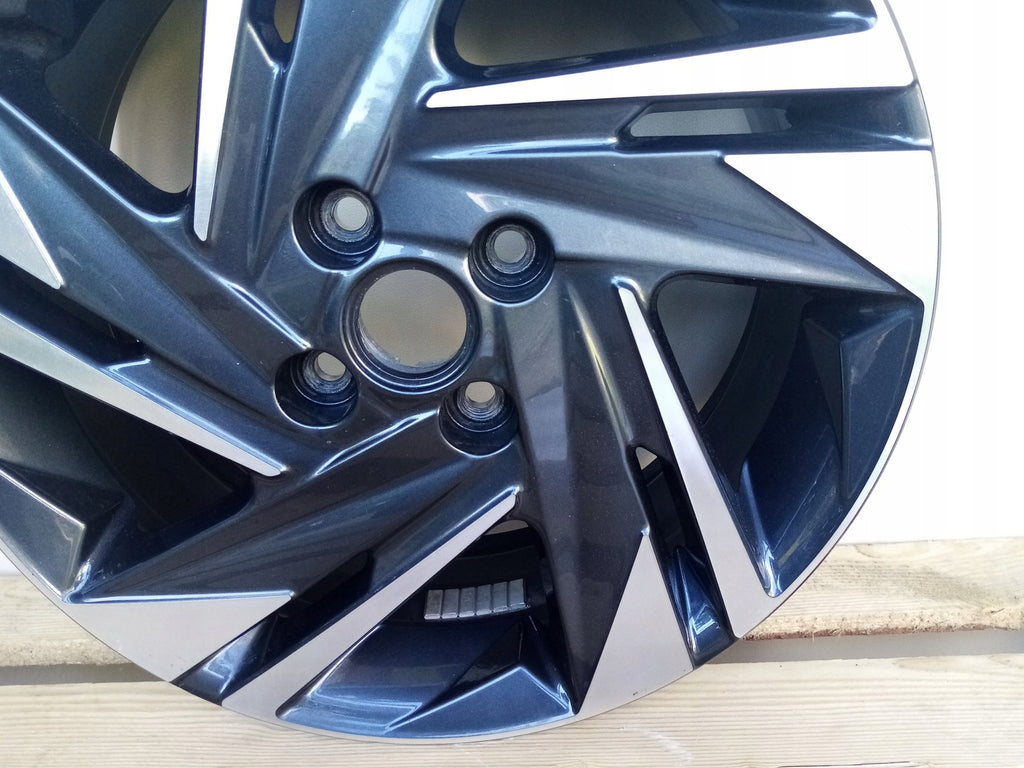 1x Alufelge 16 Zoll 6.0" 4x100 50ET 52910-Q0200 Hyundai Rim Wheel