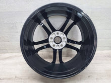 Load image into Gallery viewer, 1x Alufelge 18 Zoll 13445890 Opel Adam Rim Wheel FEL3111641517ca
