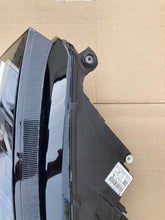 Laden Sie das Bild in den Galerie-Viewer, Frontscheinwerfer Skoda Octavia IV 5E4941015B Links Scheinwerfer Headlight SCH8540758519nh