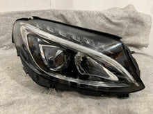 Laden Sie das Bild in den Galerie-Viewer, Frontscheinwerfer Mercedes-Benz W205 A2059062604 LED Rechts Headlight SCH9486924713ab