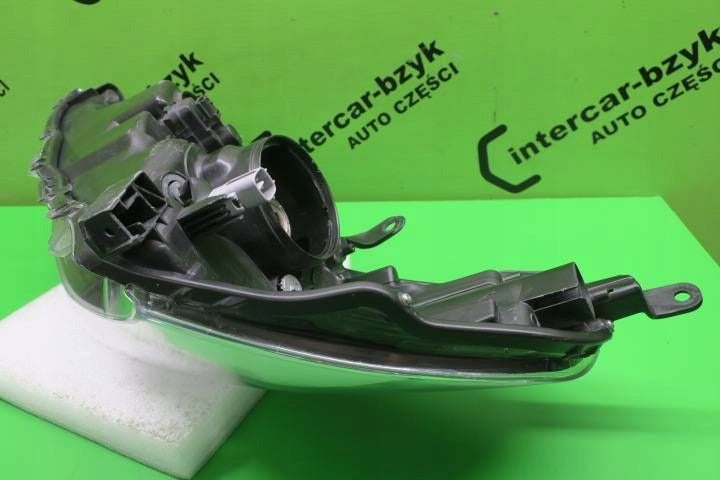 Frontscheinwerfer Toyota Verso 81110-0F161-00 Rechts Scheinwerfer Headlight SCH2140916440rx