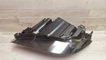 Laden Sie das Bild in den Galerie-Viewer, Frontscheinwerfer BMW 5 Touring 15872200 Rechts Scheinwerfer Headlight SCH8311774041as