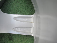 Load image into Gallery viewer, 1x Alufelge 20 Zoll 9.0" 5x112 38ET Glanz Silber 4KE601025S Audi E Tron E-Tron FEL5140696223ta