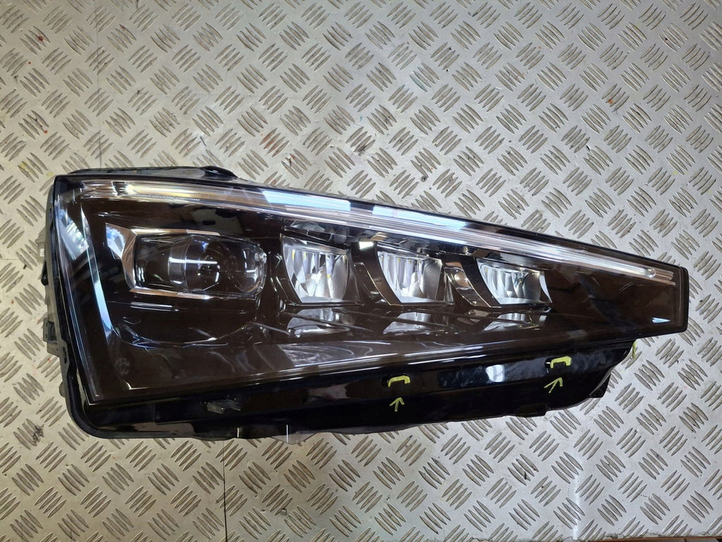 Frontscheinwerfer Skoda Scala 657941016A LED Rechts Scheinwerfer Headlight SCH9055193793eq