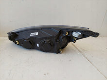 Laden Sie das Bild in den Galerie-Viewer, Frontscheinwerfer Ford Focus MX7B-13E014-CC Rechts Scheinwerfer Headlight