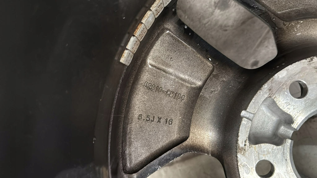 1x Alufelge 16 Zoll 6.5" 5x114.3 44ET 52910-CM100 Hyundai Kona Rim Wheel