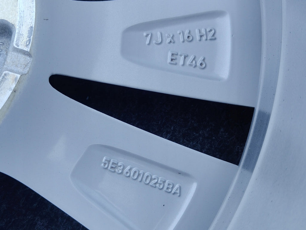 1x Alufelge 16 Zoll 7.0" 5x112 48ET Glanz Silber 5E3601025BA Skoda Octavia Iv FEL2890814438bh