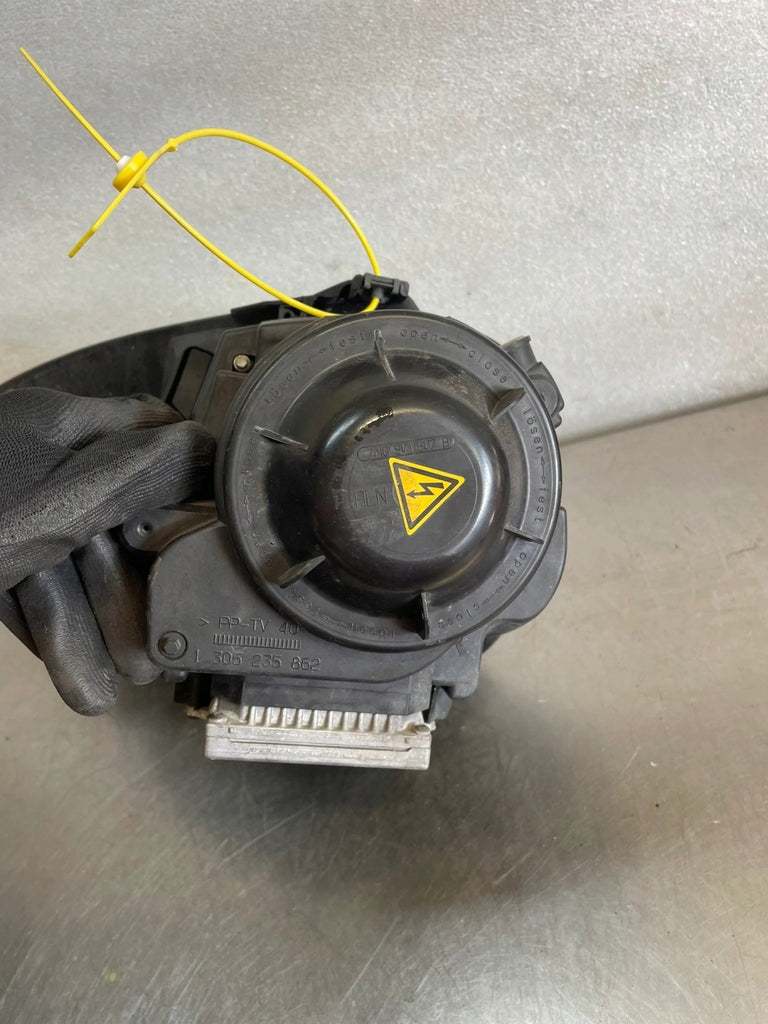 Frontscheinwerfer VW Golf V I 1K6941032 Rechts Scheinwerfer Headlight SCH8260866074nm