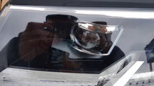 Laden Sie das Bild in den Galerie-Viewer, Frontscheinwerfer VW 7L1941035B Full LED Links Scheinwerfer Headlight SCH4673144319nn
