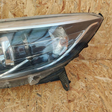 Laden Sie das Bild in den Galerie-Viewer, Frontscheinwerfer Renault Captur 30128121100 Ein Stück (Rechts oder Links) SCH8549709830tp