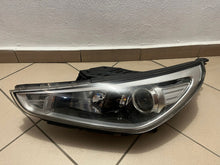 Laden Sie das Bild in den Galerie-Viewer, Frontscheinwerfer Hyundai I30 III Links Scheinwerfer Headlight SCH7929535886yy
