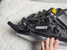 Load image into Gallery viewer, Frontscheinwerfer Volvo V40 31420008 Rechts Scheinwerfer Headlight SCH2620204177to