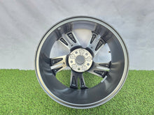 Laden Sie das Bild in den Galerie-Viewer, 1x Alufelge 17 Zoll 7.0" 5x112 45ET 2GA601025AM VW T-Roc Rim Wheel FEL9612025359qt