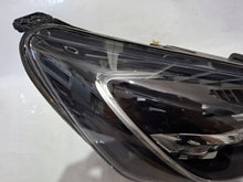 Laden Sie das Bild in den Galerie-Viewer, Frontscheinwerfer Ford Focus JX7B-13E016-AG LED Rechts Scheinwerfer Headlight SCH5888556700em