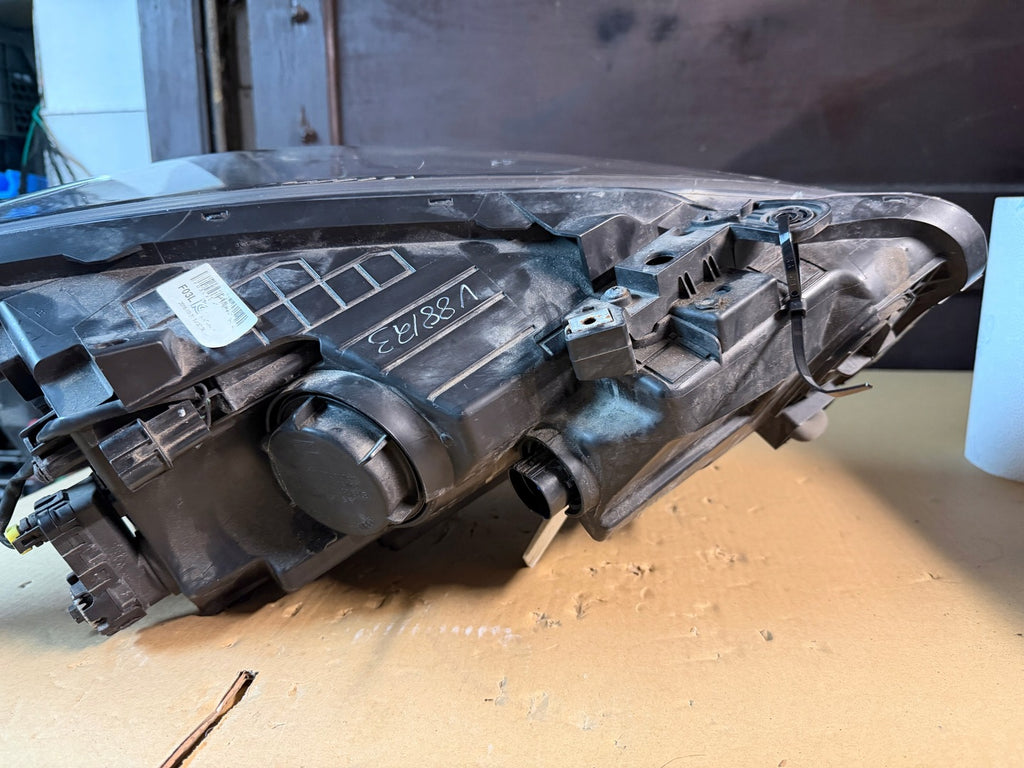 Frontscheinwerfer Hyundai I I40 Links Scheinwerfer Headlight SCH1628078958bn