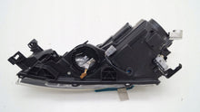 Laden Sie das Bild in den Galerie-Viewer, Frontscheinwerfer Mazda 6 86350-J7DB081 Xenon Rechts Scheinwerfer Headlight SCH3124715152bq