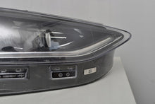Laden Sie das Bild in den Galerie-Viewer, Frontscheinwerfer Ford Focus NX7B-13E014-CF Full LED Rechts Headlight SCH4041764754fo