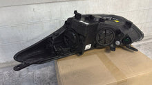 Laden Sie das Bild in den Galerie-Viewer, Frontscheinwerfer Hyundai I30 HI30LPP12 Rechts Scheinwerfer Headlight SCH2599798063hv