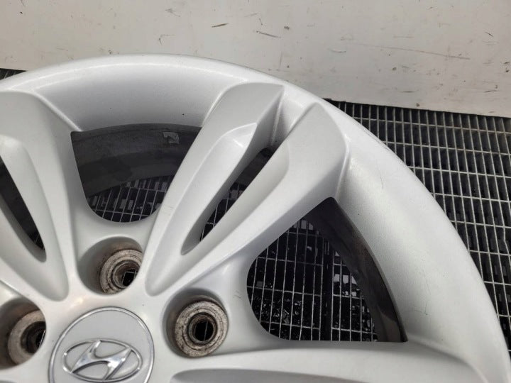 1x Alufelge 17 Zoll 6.5" 5x114.3 48ET Glanz Silber 52910-2S210 Hyundai Ix35 FEL9444962824ox