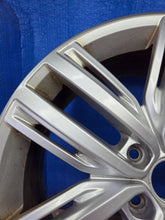 Laden Sie das Bild in den Galerie-Viewer, 1x Alufelge 19 Zoll 7.0" 5x112 5NA601025AP VW Tiguan Rim Wheel FEL1624386618ci