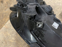 Load image into Gallery viewer, Frontscheinwerfer VW 10B941006A LED Rechts Scheinwerfer Headlight SCH7385430137sz