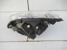 Load image into Gallery viewer, Frontscheinwerfer Mercedes-Benz W245 A1698204661 Xenon Rechts Headlight SCH3319410343hu