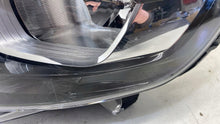 Laden Sie das Bild in den Galerie-Viewer, Frontscheinwerfer Citroën Jumpy Vivaro 9808567780-00 Links Headlight SCH8629247852xh