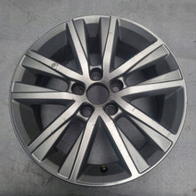 Load image into Gallery viewer, 1x Alufelge 15 Zoll 6.0" 5x100 40ET Glanz Silber 6R0601025R VW Polo 6r Rim Wheel FEL7269037789hc