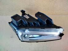 Laden Sie das Bild in den Galerie-Viewer, Frontscheinwerfer Hyundai Kona 92102J9100 Rechts Scheinwerfer Headlight
