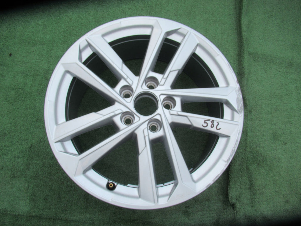 1x Alufelge 17 Zoll 6.5" 5x112 43ET Glanz Silber 8Y0601025L Audi A3 Rim Wheel