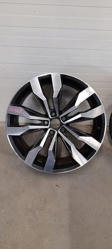 1x Alufelge 20 Zoll 8.5" 5x112 5NA601025G VW Rim Wheel FEL8059907345mj