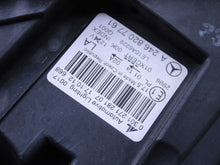 Laden Sie das Bild in den Galerie-Viewer, Frontscheinwerfer Mercedes-Benz W246 A2468207761 Xenon Links Headlight SCH3696486076ao