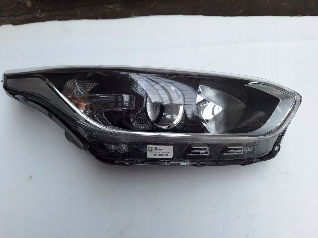 Frontscheinwerfer Kia Ceed 92102-J7051 Rechts Scheinwerfer Headlight SCH4803352359rt