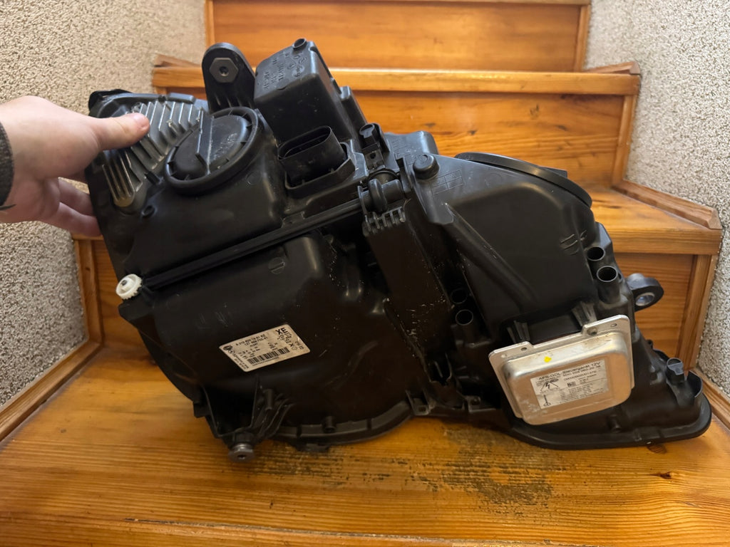 Frontscheinwerfer Mercedes-Benz W212 A2128201961 Links Scheinwerfer Headlight SCH2390920409bn