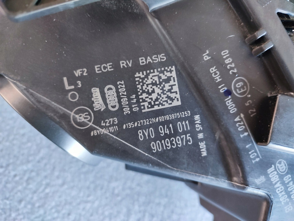 Frontscheinwerfer Audi A3 8Y0941011 LED Links Scheinwerfer Headlight