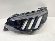 Laden Sie das Bild in den Galerie-Viewer, Frontscheinwerfer Peugeot 2008 208 II 9841642080 LED Links Headlight SCH6096967953cv