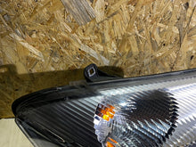 Laden Sie das Bild in den Galerie-Viewer, Frontscheinwerfer Mercedes-Benz Sprinter A9068202461 Rechts Headlight