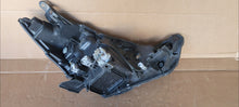 Laden Sie das Bild in den Galerie-Viewer, Frontscheinwerfer Toyota Prius Plus Full LED Links Scheinwerfer Headlight SCH9049856898ye