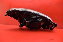 Laden Sie das Bild in den Galerie-Viewer, Frontscheinwerfer Renault Clio III 7701061071 Links Scheinwerfer Headlight SCH8025865579ka